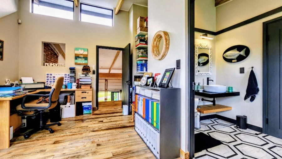 3 Bedroom Property for Sale in Brenton On Lake Western Cape